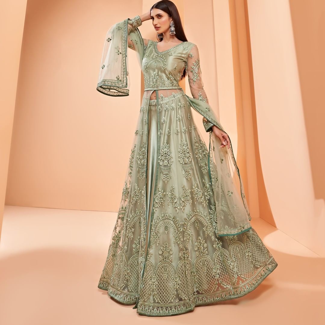 Awatram & Sons Lehenga